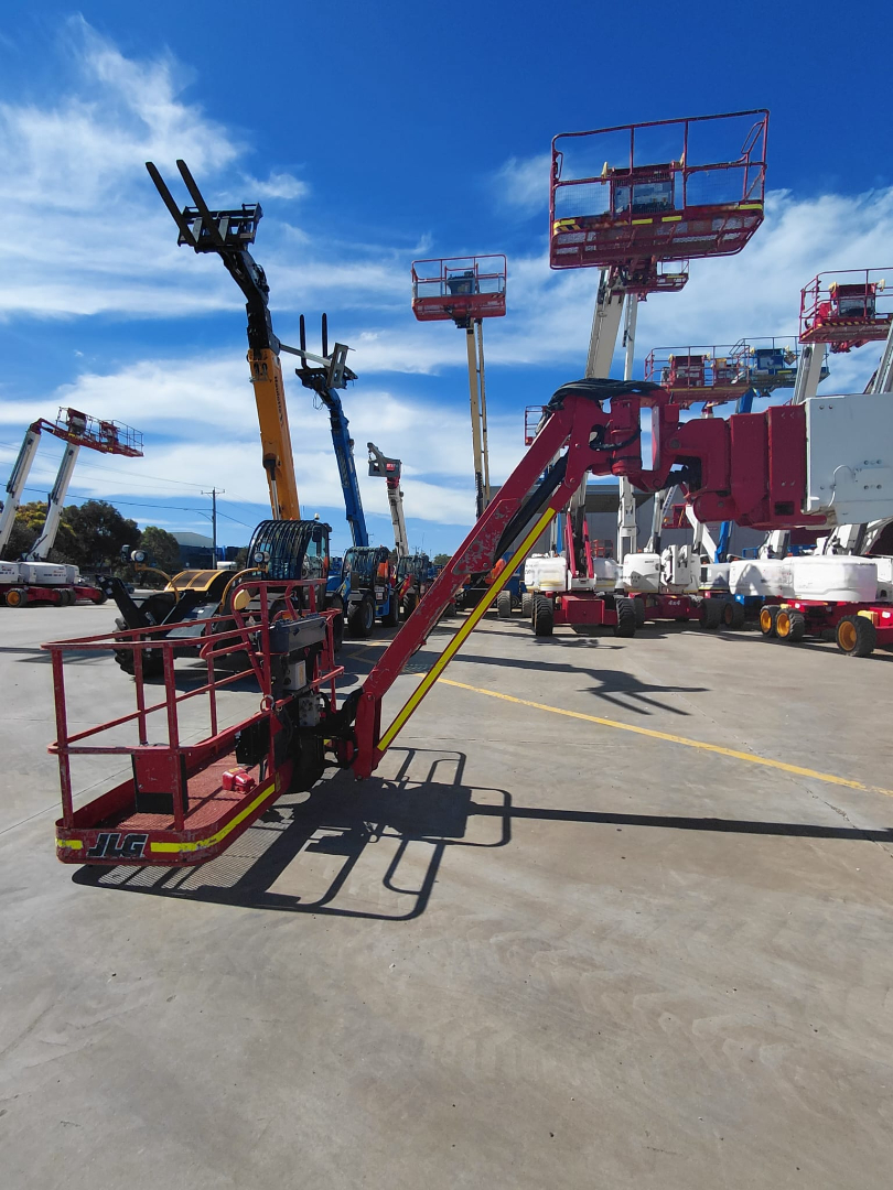 Telescopic Boom Lift - View 2